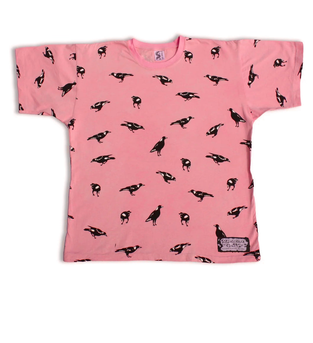 AUSTRALIAN MAGPIE UNISEX T-SHIRT in Araluen Peach Pink