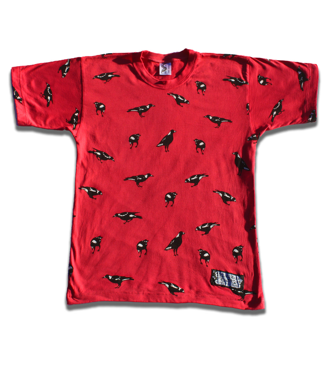 AUSTRALIAN MAGPIE UNISEX T-SHIRT in Primary Red