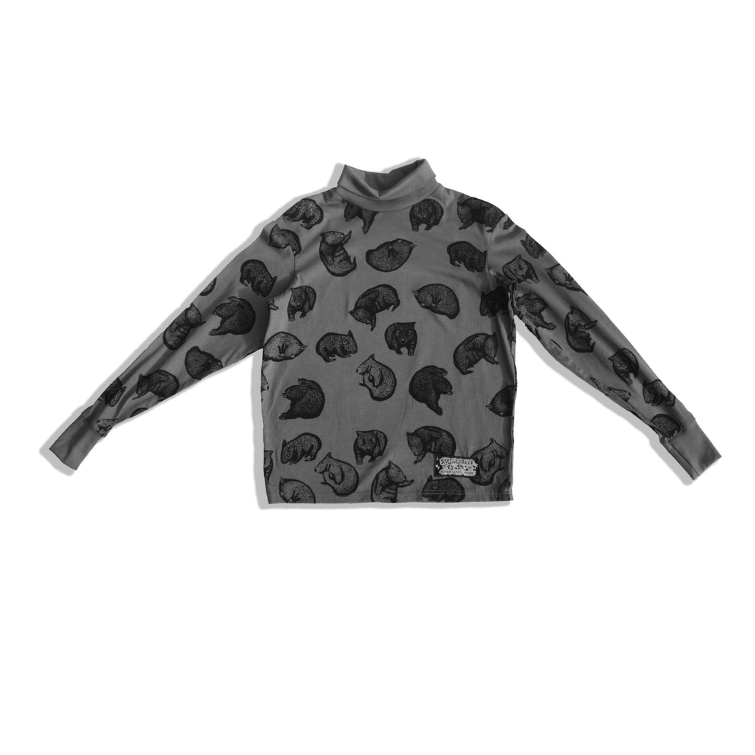 WOMBAT WOMENS TURTLE NECK TOP in Grisaille